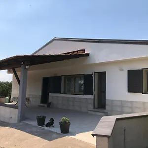 Casa di campagna Villetta Gallo Casa Vacanze Humanitas Catania Centro Sicilia Clinica Humanitas, Misterbianco